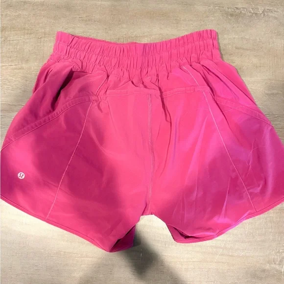 Lululemon track that high rise 5”shorts - washed mauve - Picture 2 of 3